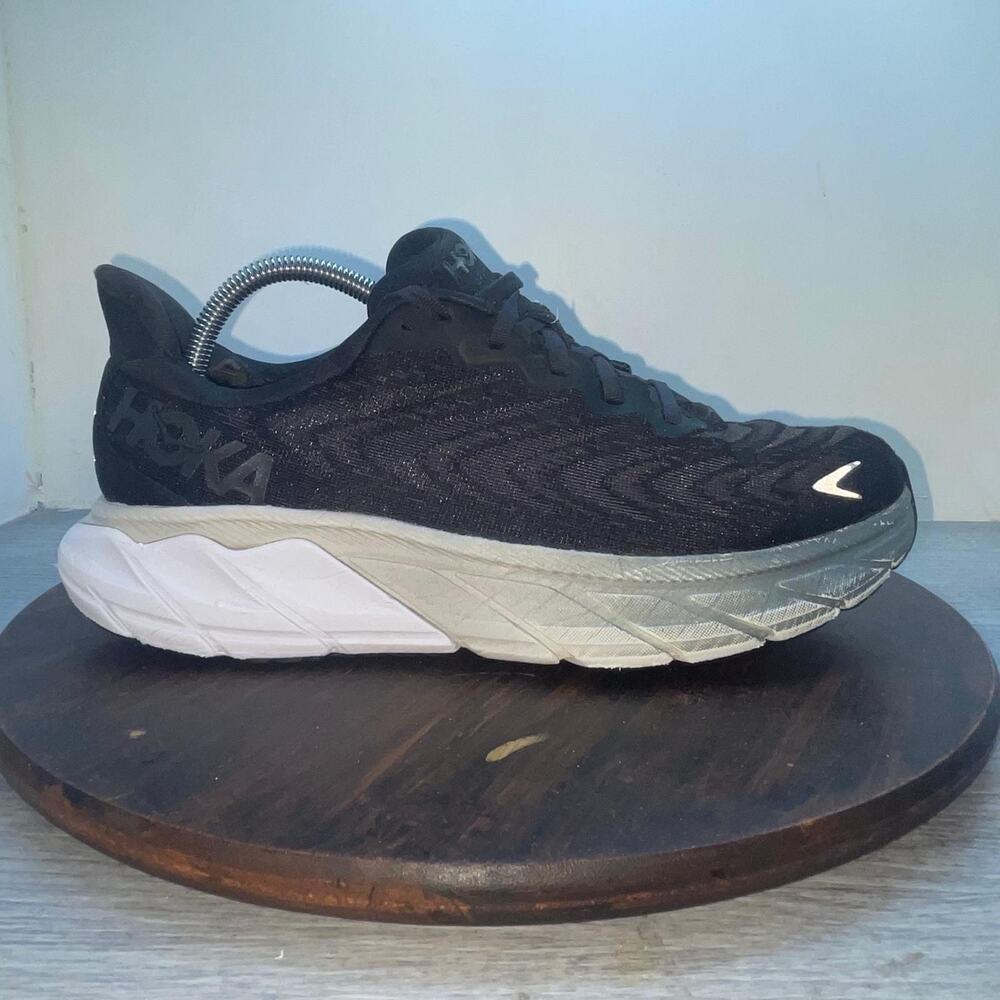 Hoka One One Arahi 6 Women’s 10.5B Black White Athletic Running Shoes Sneakers